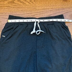 Vuori Men's Ponto pants - Heather green size M